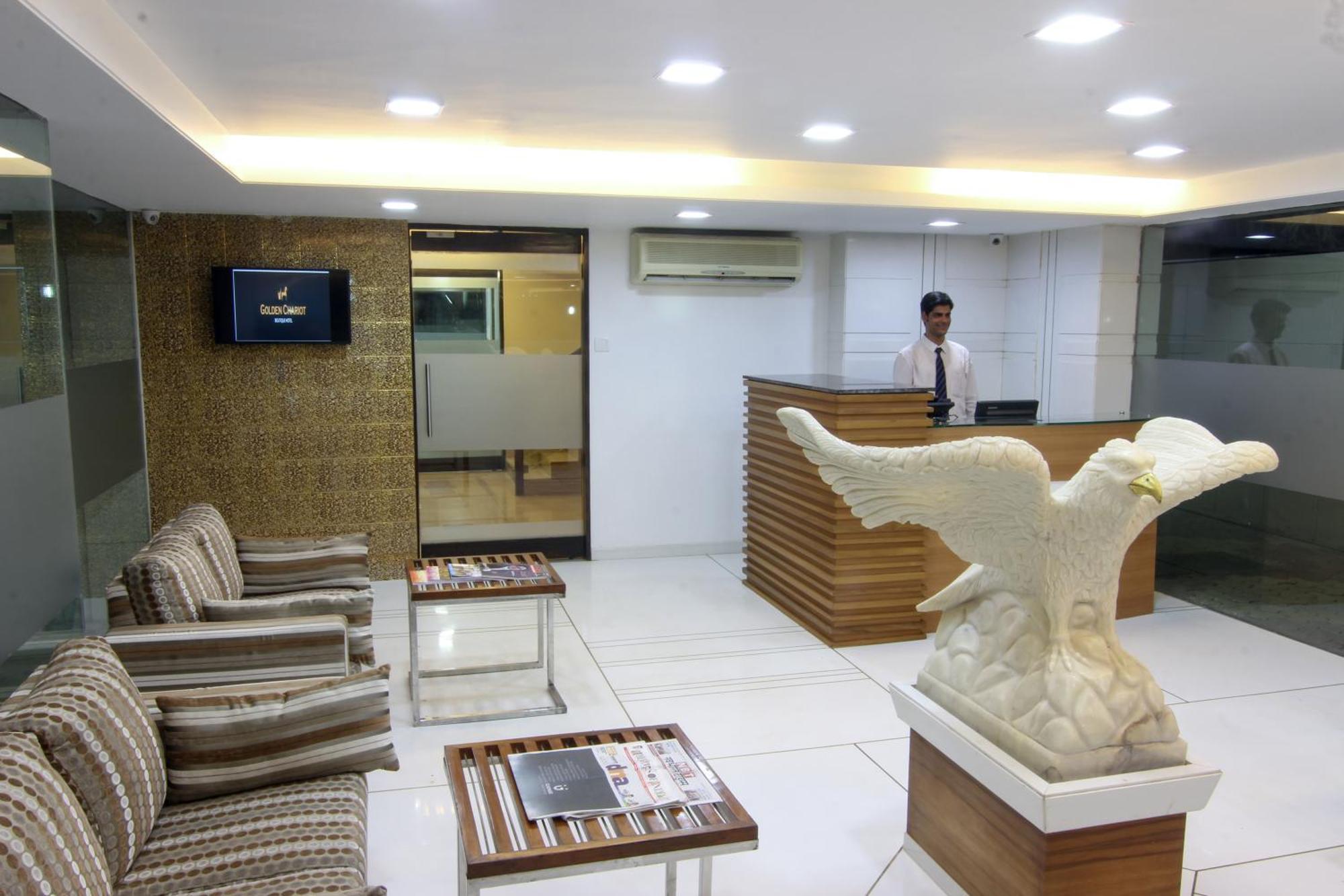 Golden Chariot The Boutique Hotel Bombaim Exterior foto