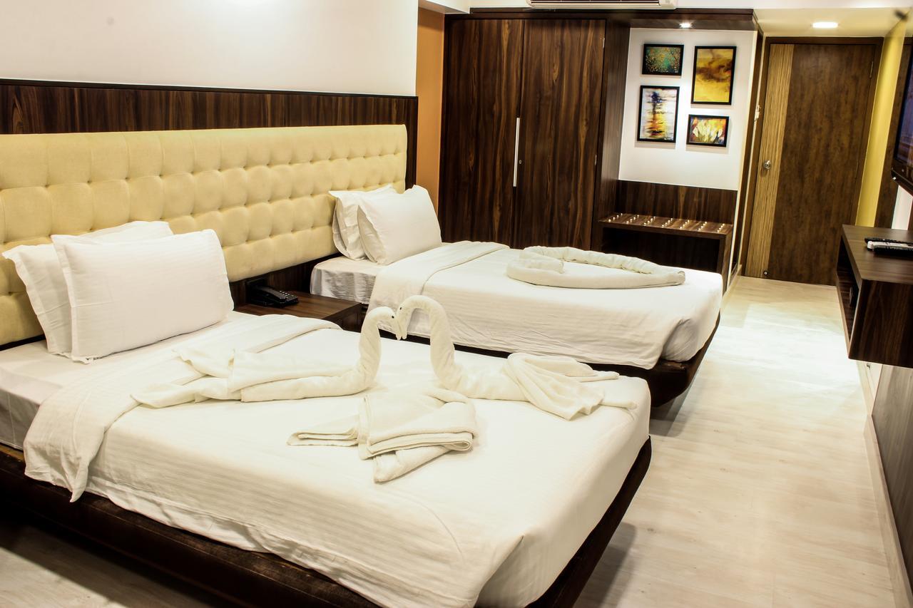 Golden Chariot The Boutique Hotel Bombaim Exterior foto